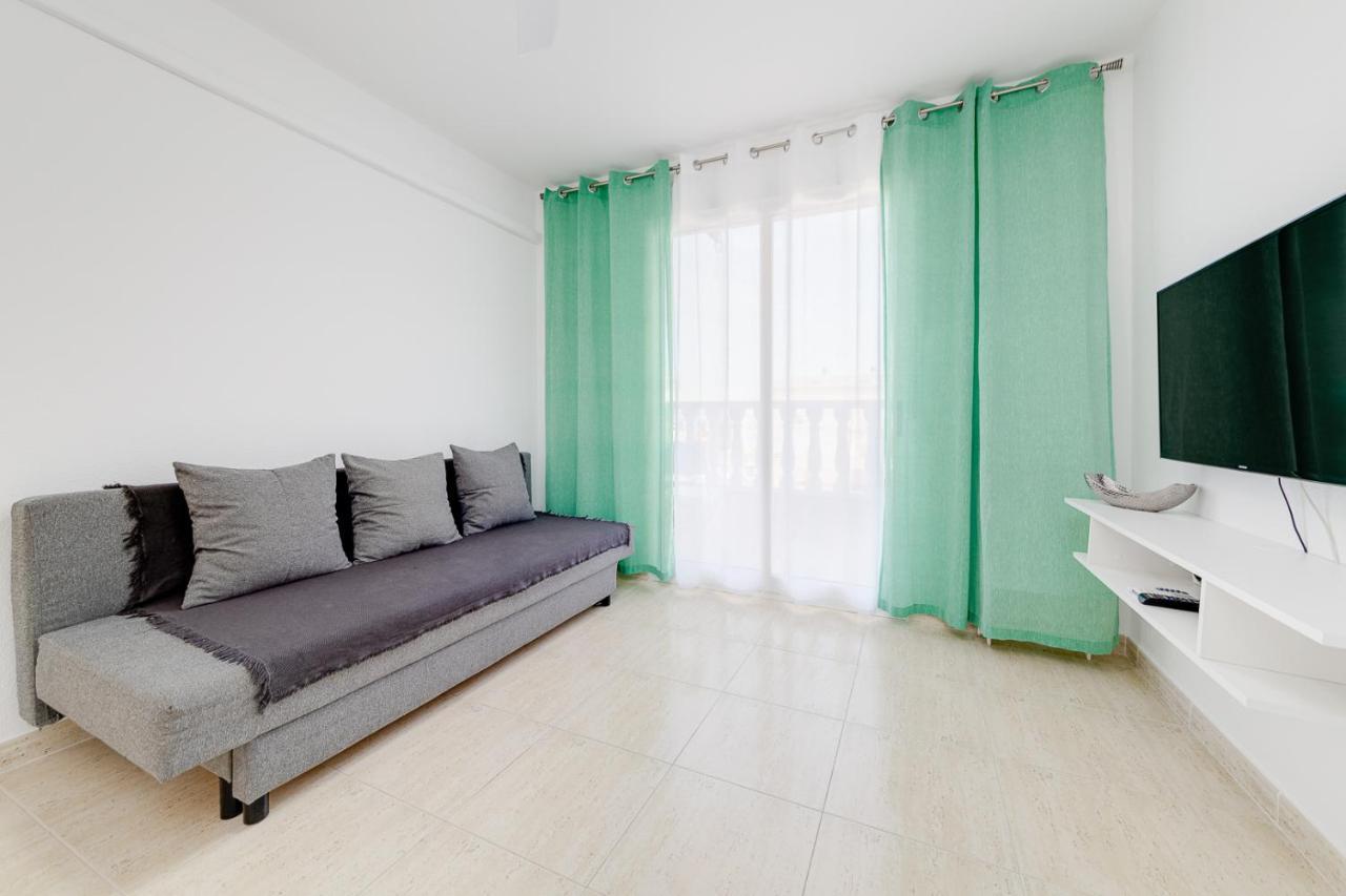 Casa Godisa Apartment Torrevieja Exterior photo