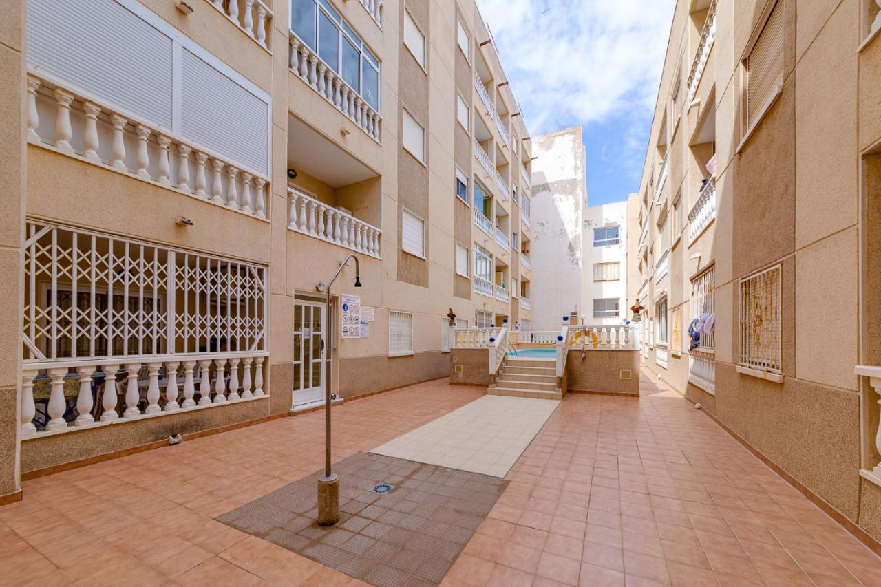 Casa Godisa Apartment Torrevieja Exterior photo